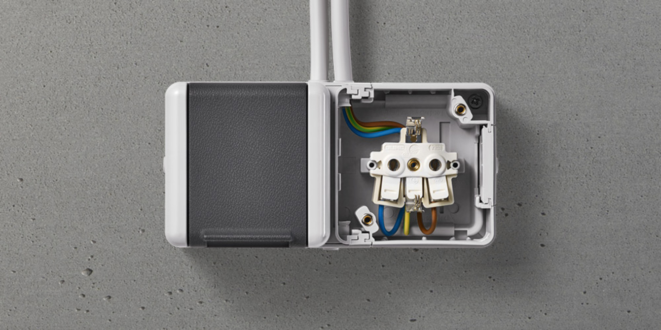 Doppelsteckdose mit Trennsteg bei CK Elektrotechnik Collin Krüger in Hermannsburg